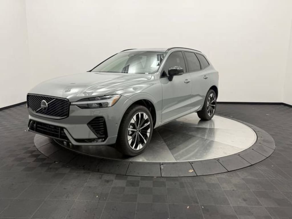 New 2026 Volvo XC60 B5 Plus SUV