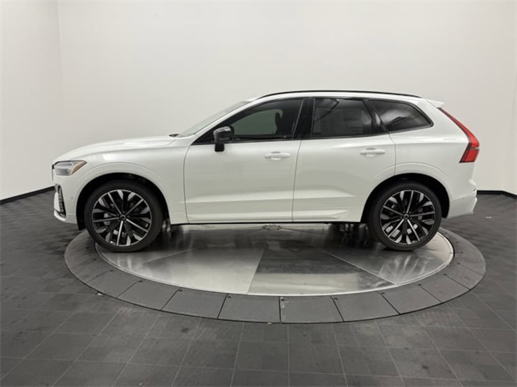 New 2026 Volvo XC60 B5 Ultra SUV