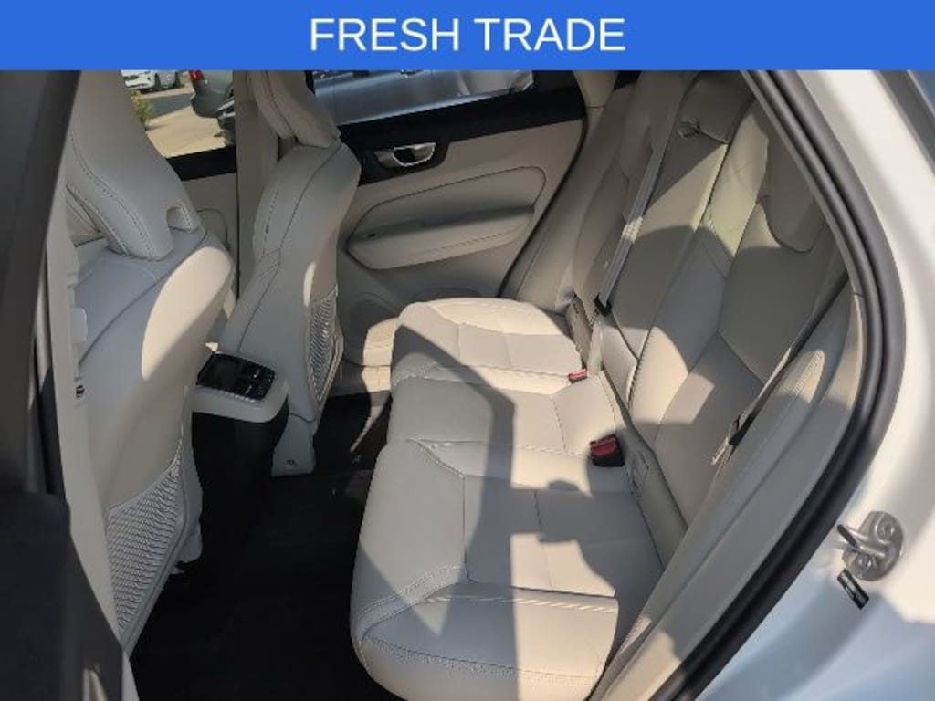 Used 2025 Volvo XC60 B5 Ultra SUV