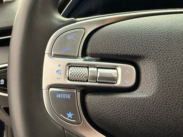 2024 GENESIS GV70 Standard - Photo 19