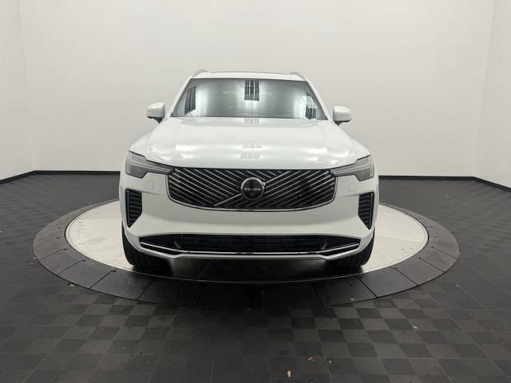 New 2026 Volvo XC90 B6 Plus 7-Seater SUV