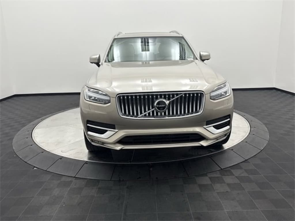 Certified 2024 Volvo XC90 Plus Bright Theme B6 AWD Plus Bright Theme 7P
