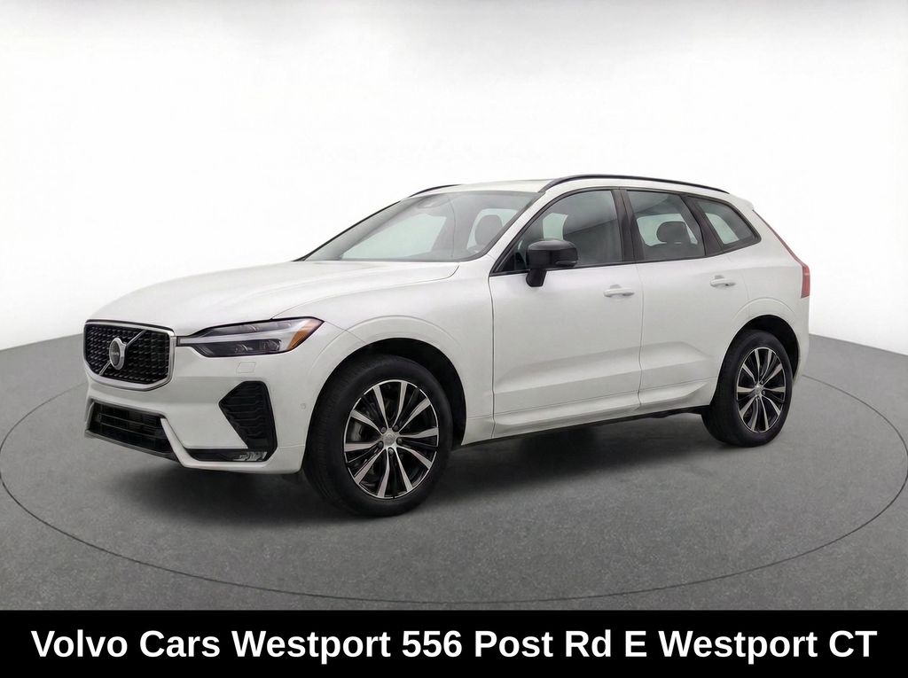 2023 Volvo XC60 Plus