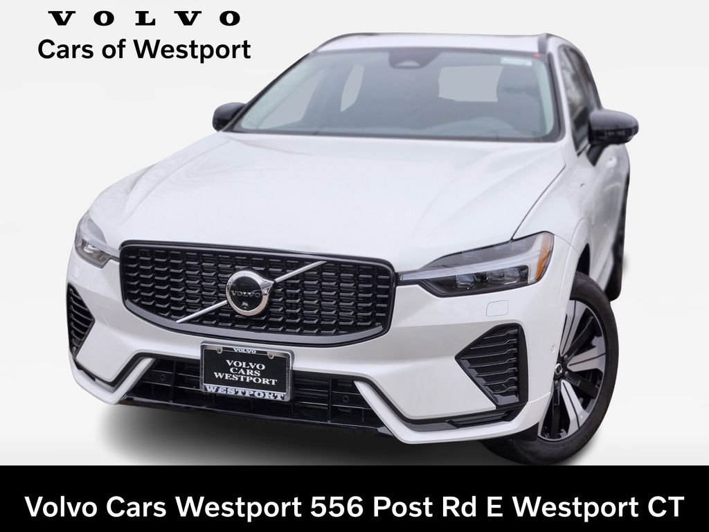 2025 Volvo XC60 Plus - Photo 1
