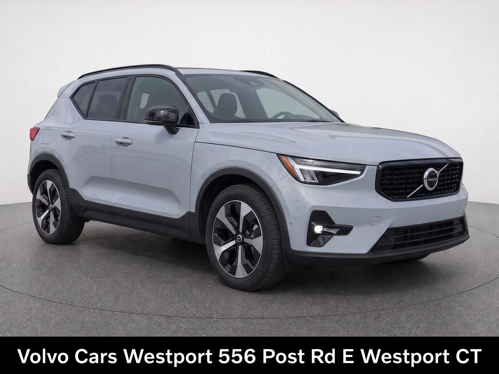2024 Volvo XC40