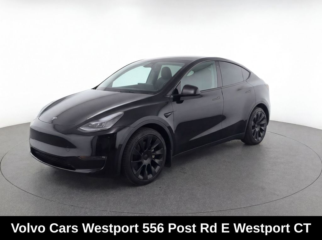 2022 Tesla Model Y Long Range Dual Motor All-Wheel Drive's photo