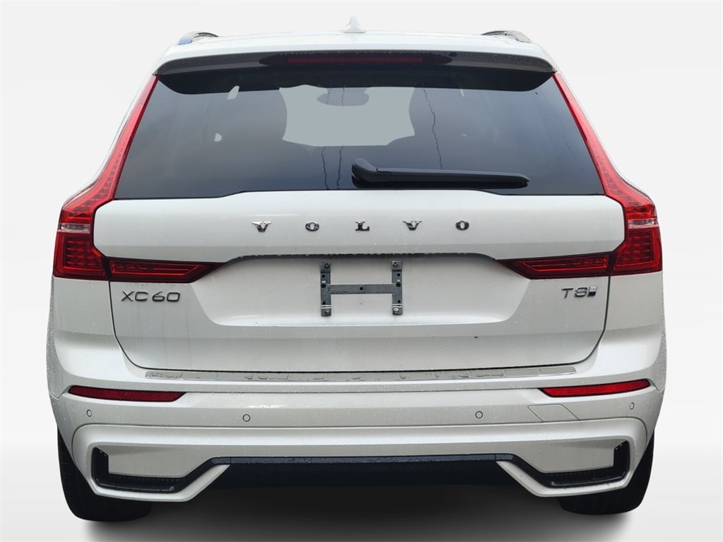 New 2025 Volvo XC60 plug-in hybrid T8 Plus SUV