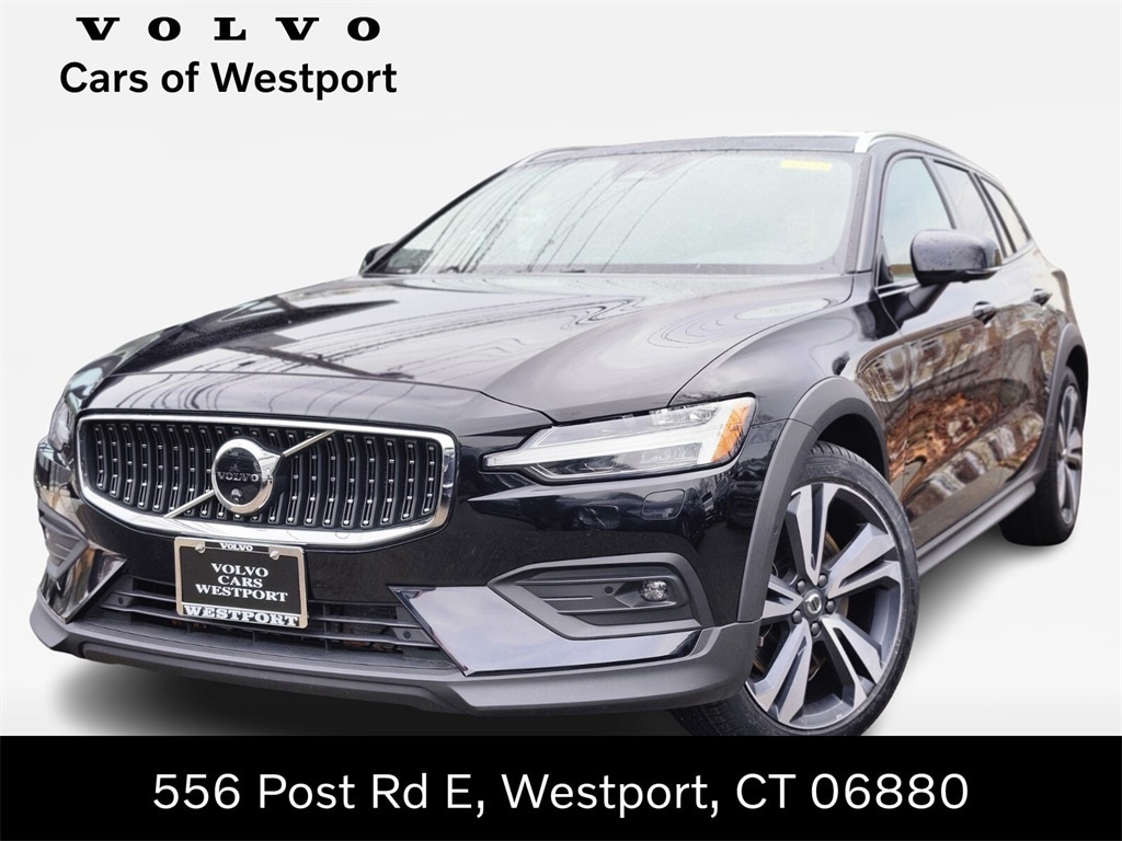 2025 Volvo V60 Cross Country Plus