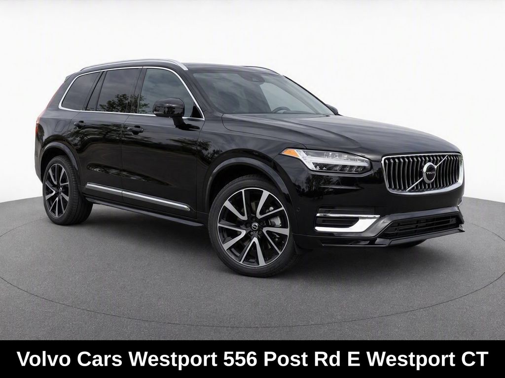 2023 Volvo XC90 Plus