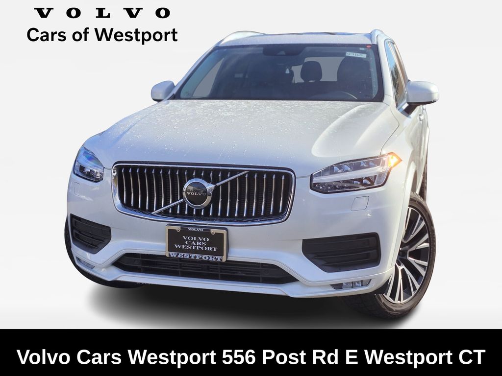 2021 Volvo XC90 Momentum