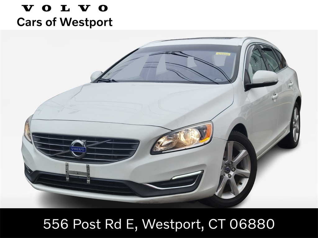 2016 Volvo V60 Premier