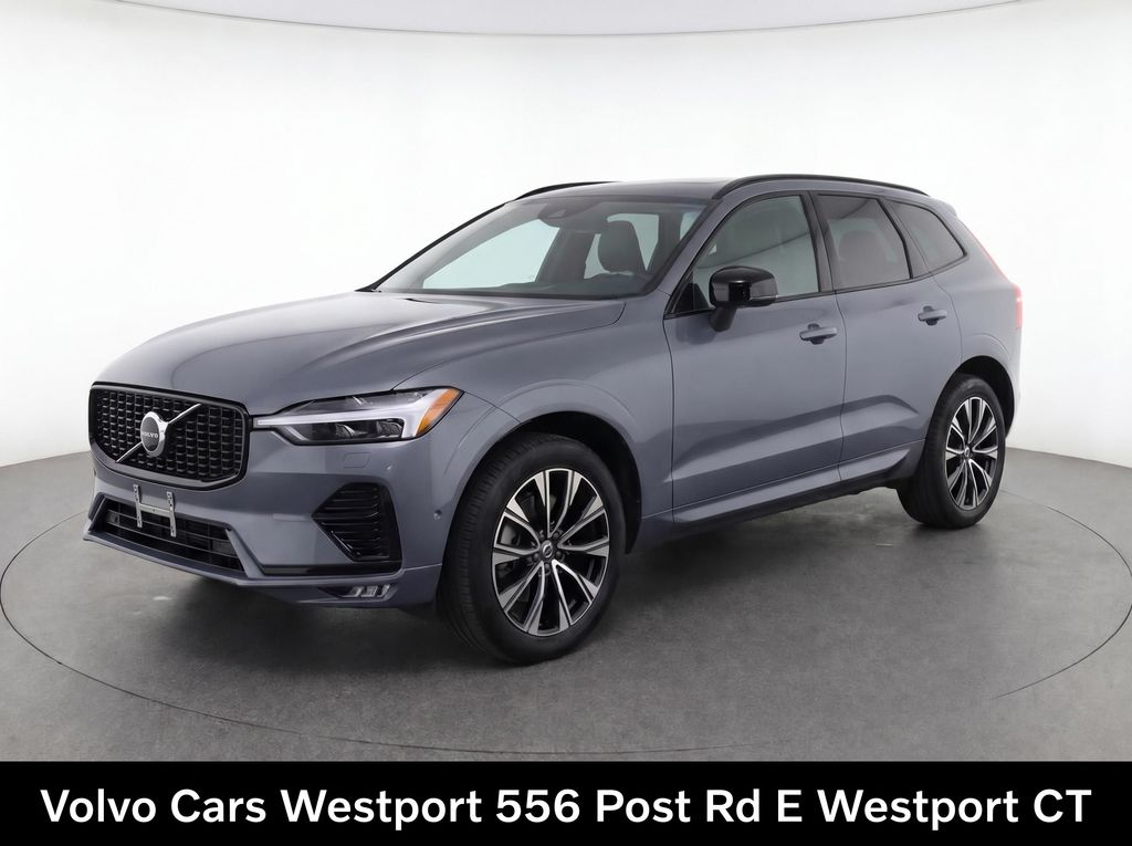 2024 Volvo XC60 B5 Plus Dark Theme AWD's photo