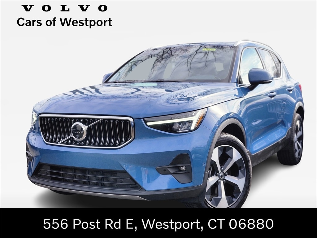 2025 Volvo XC40 Plus's photo