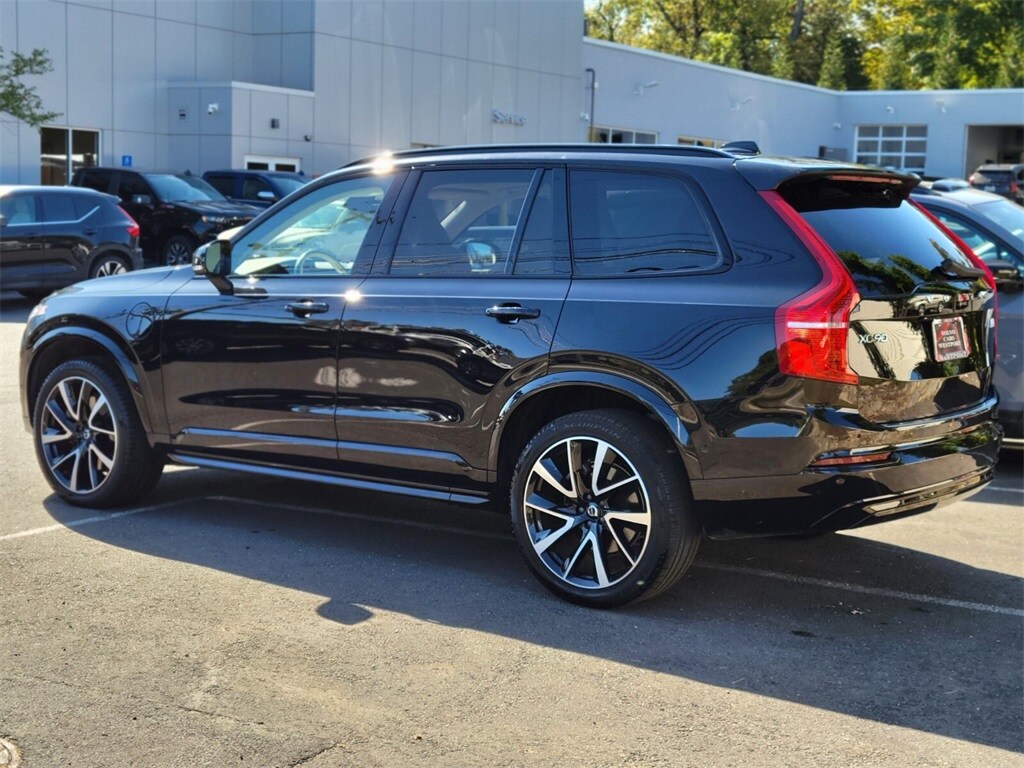 2023 Volvo XC90 Plus photo 3