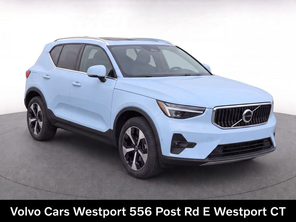 2024 Volvo XC40