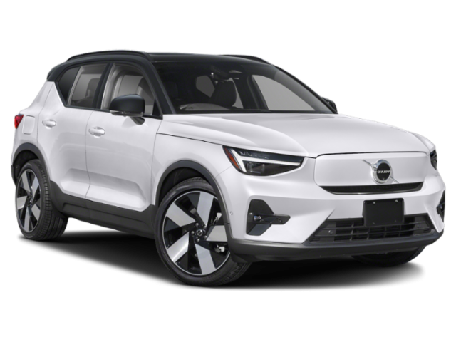 2024 Volvo XC40 vs. 2024 Audi Q3