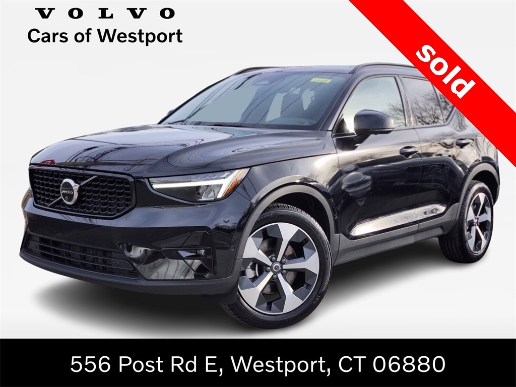 2025 Volvo XC40 Plus's photo