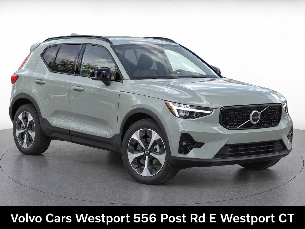 2024 Volvo XC40