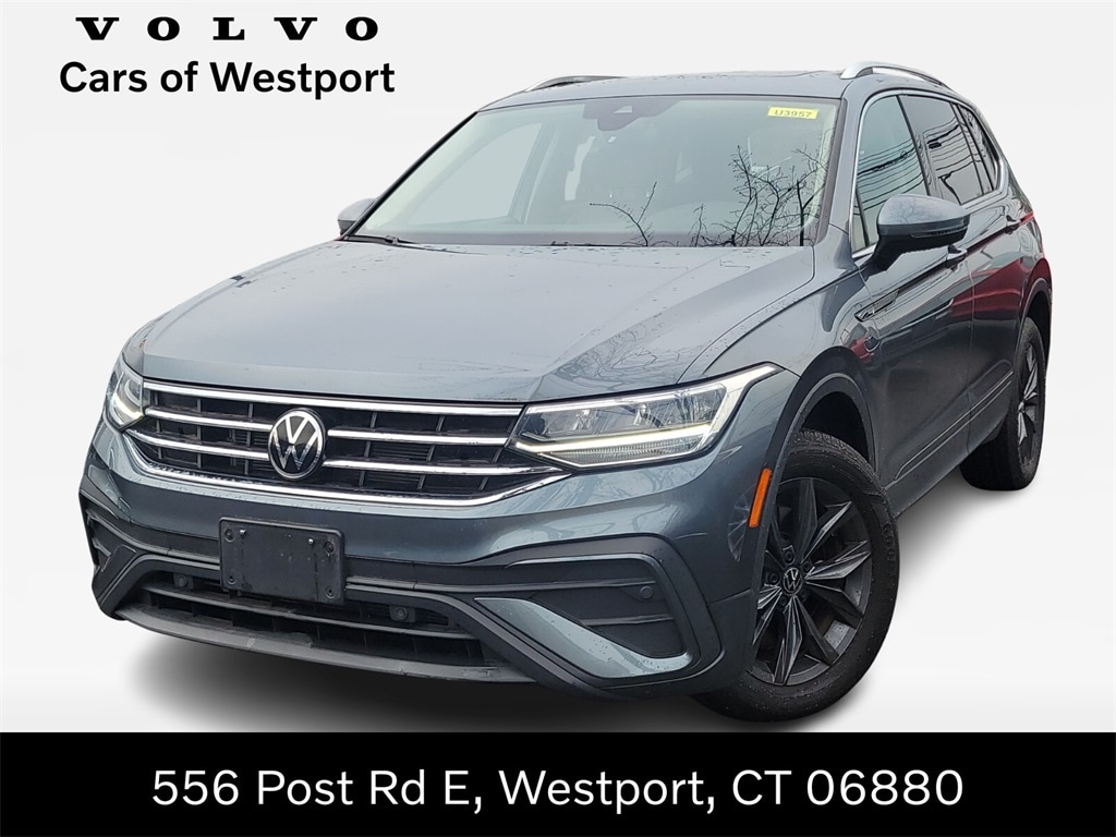 2022 Volkswagen Tiguan SE's photo