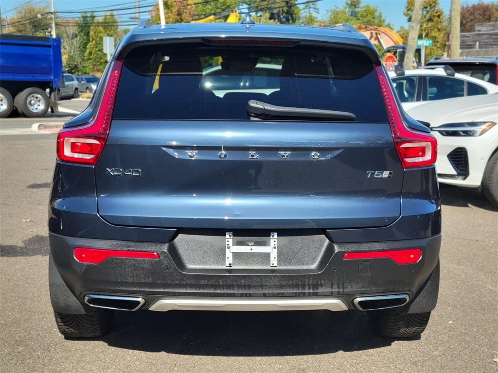 Used 2020 Volvo XC40 T5 Inscription SUV