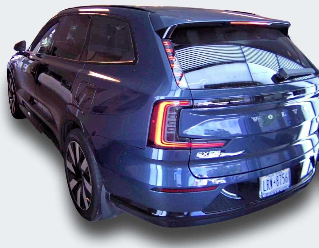 2025 Volvo EX90 Twin Motor Ultra photo 4