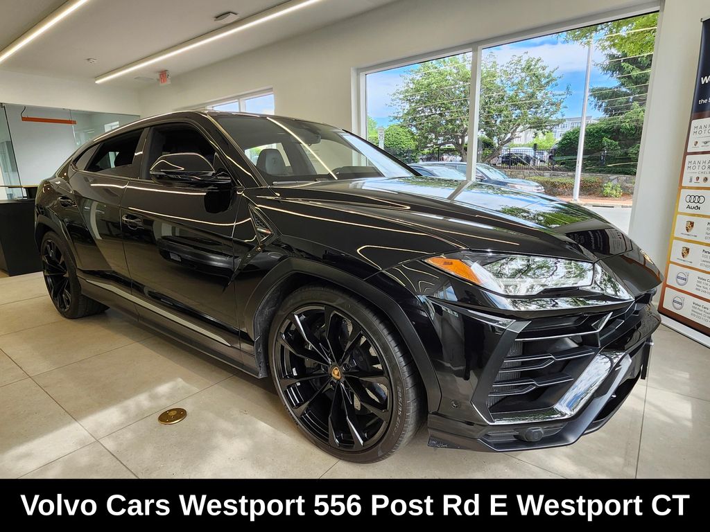 2019 Lamborghini Urus 4.0 V8's photo