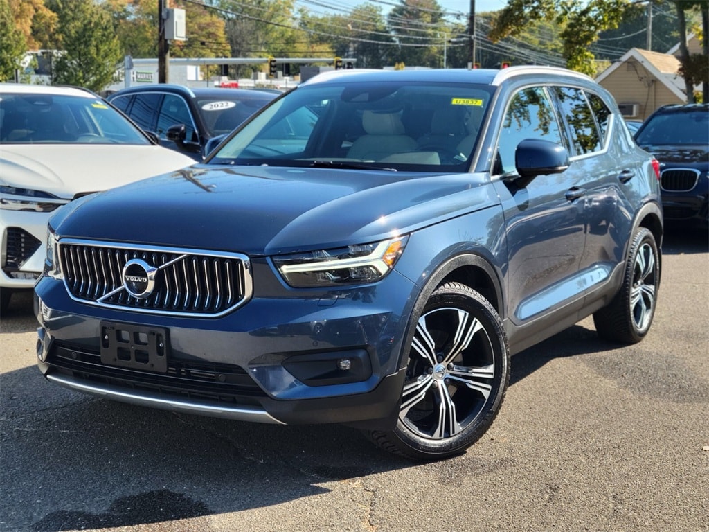 Used 2020 Volvo XC40 T5 Inscription SUV