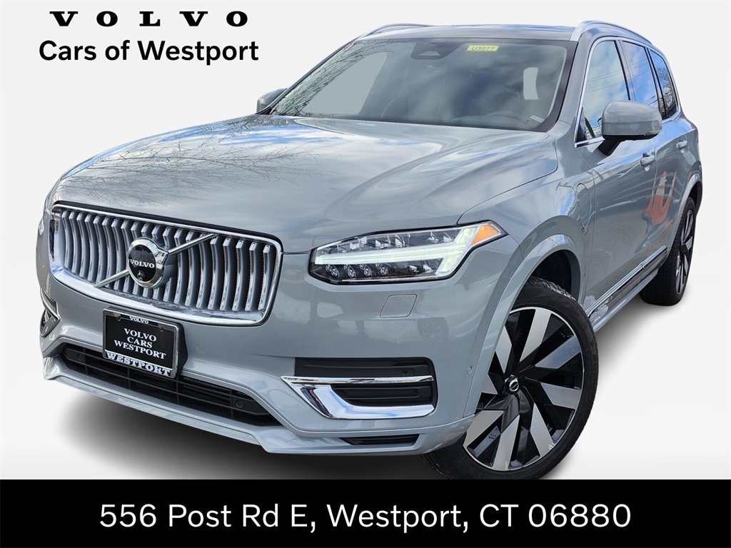 2024 Volvo XC90 Plus's photo