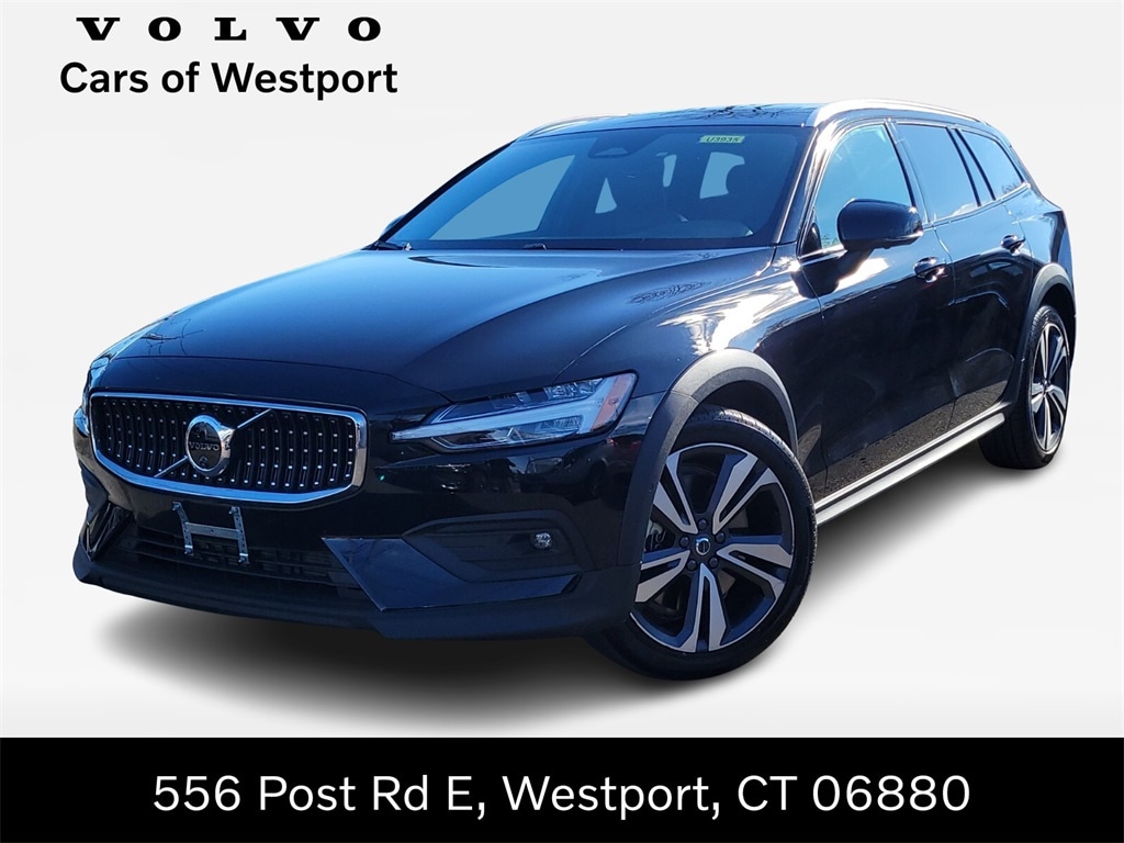 2025 Volvo V60 Cross Country