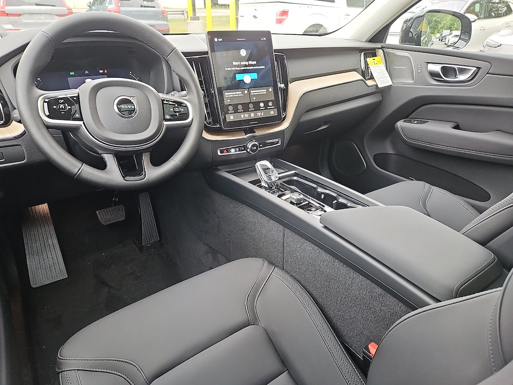 New 2026 Volvo XC60 B5 Plus SUV