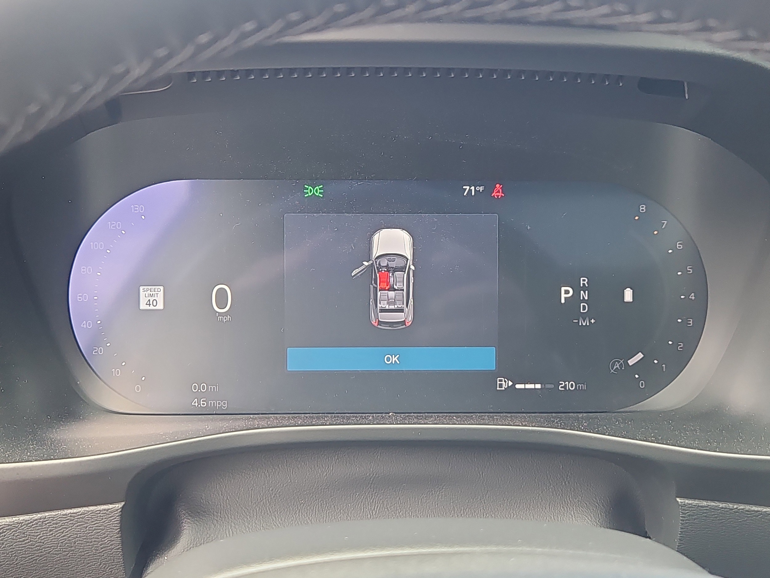 2026 Volvo XC40 Ultra Black Edition - Photo 25