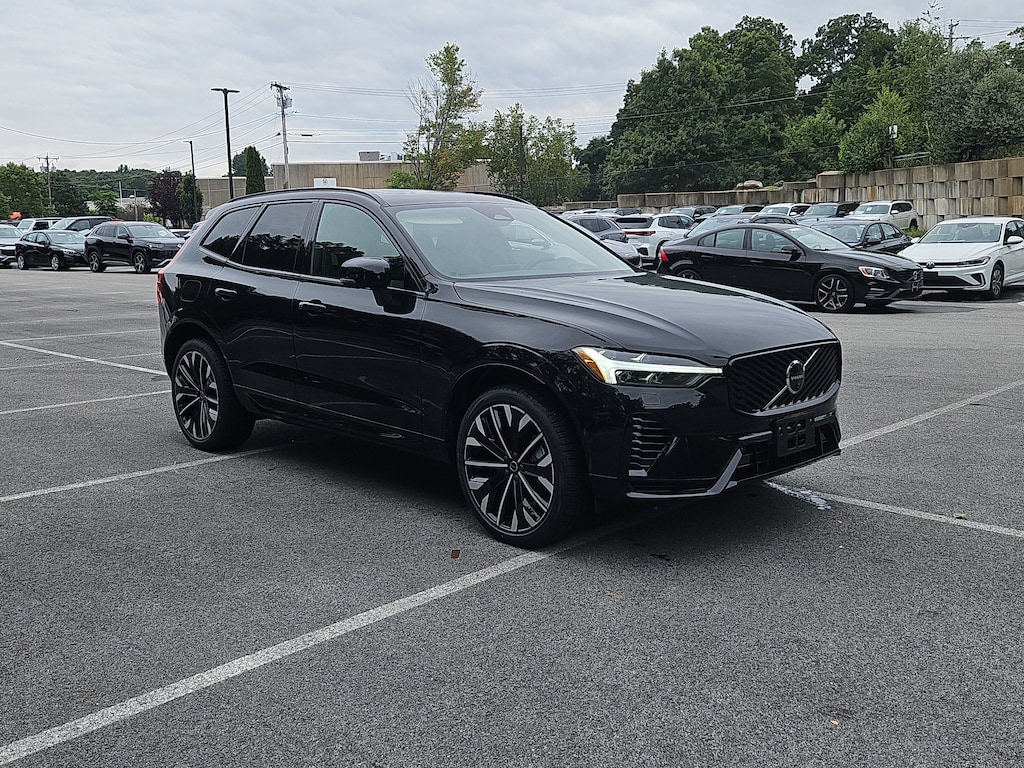 New 2026 Volvo XC60 plug-in hybrid T8 Ultra SUV