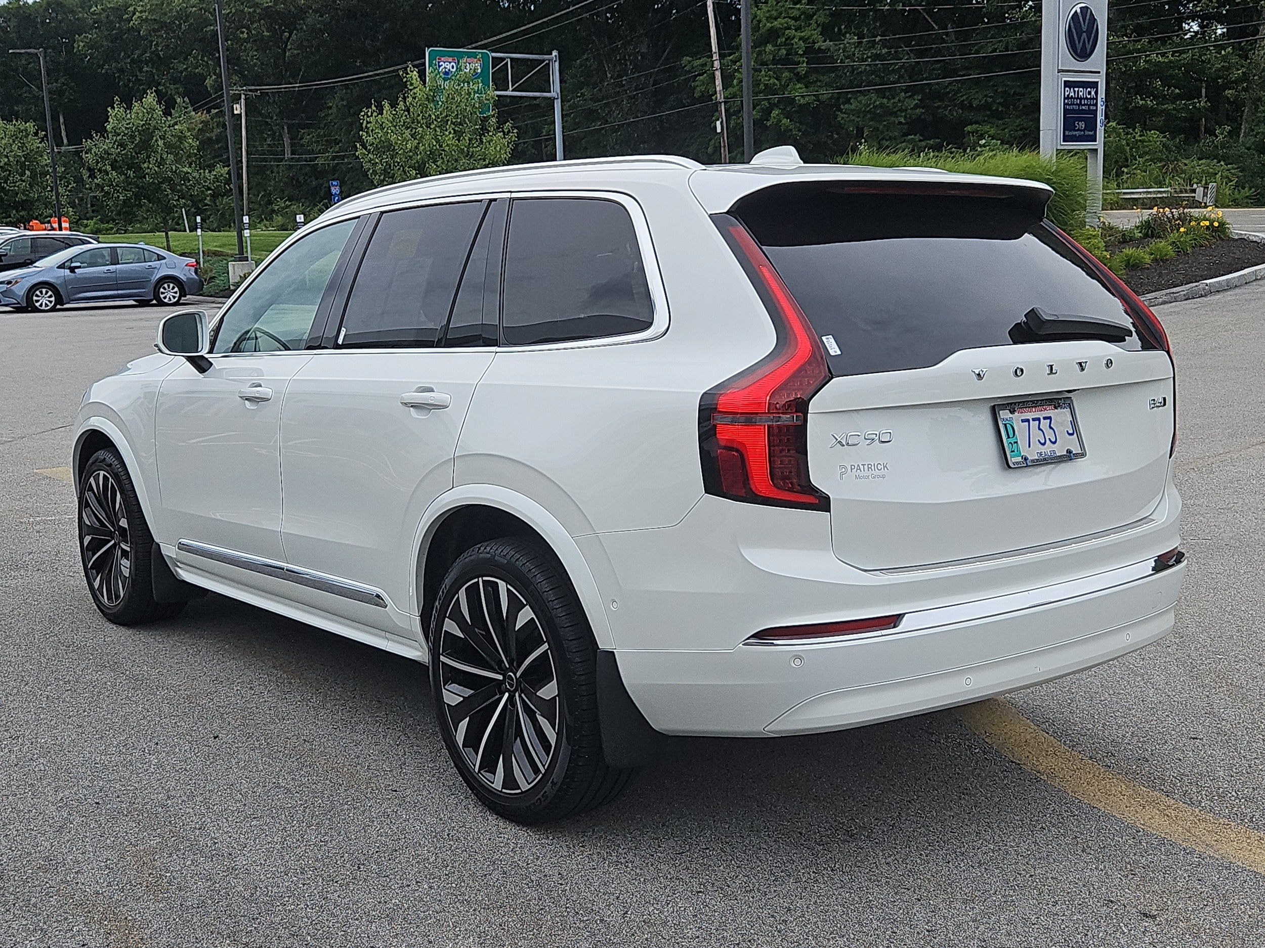 2026 Volvo XC90 Plus - Photo 27