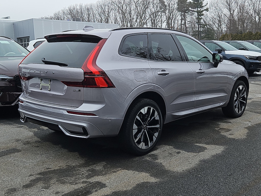 New 2026 Volvo XC60 B5 Plus SUV