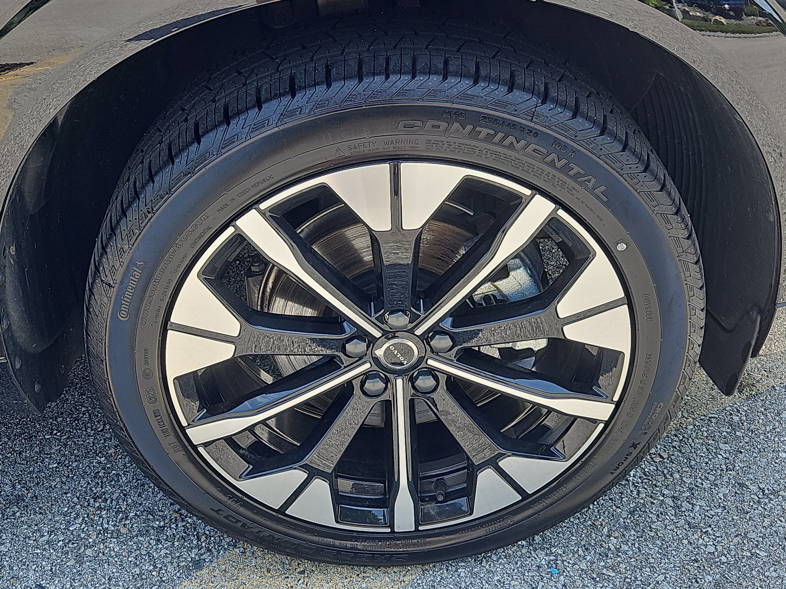 2026 Volvo XC60 Plus - Photo 30