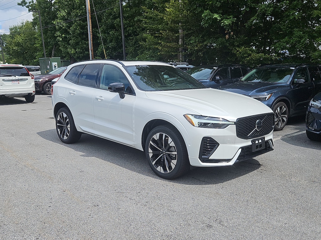 New 2026 Volvo XC60 plug-in hybrid T8 Plus SUV