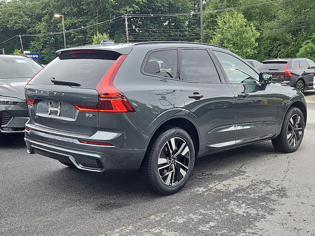 New 2026 Volvo XC60 B5 Plus SUV