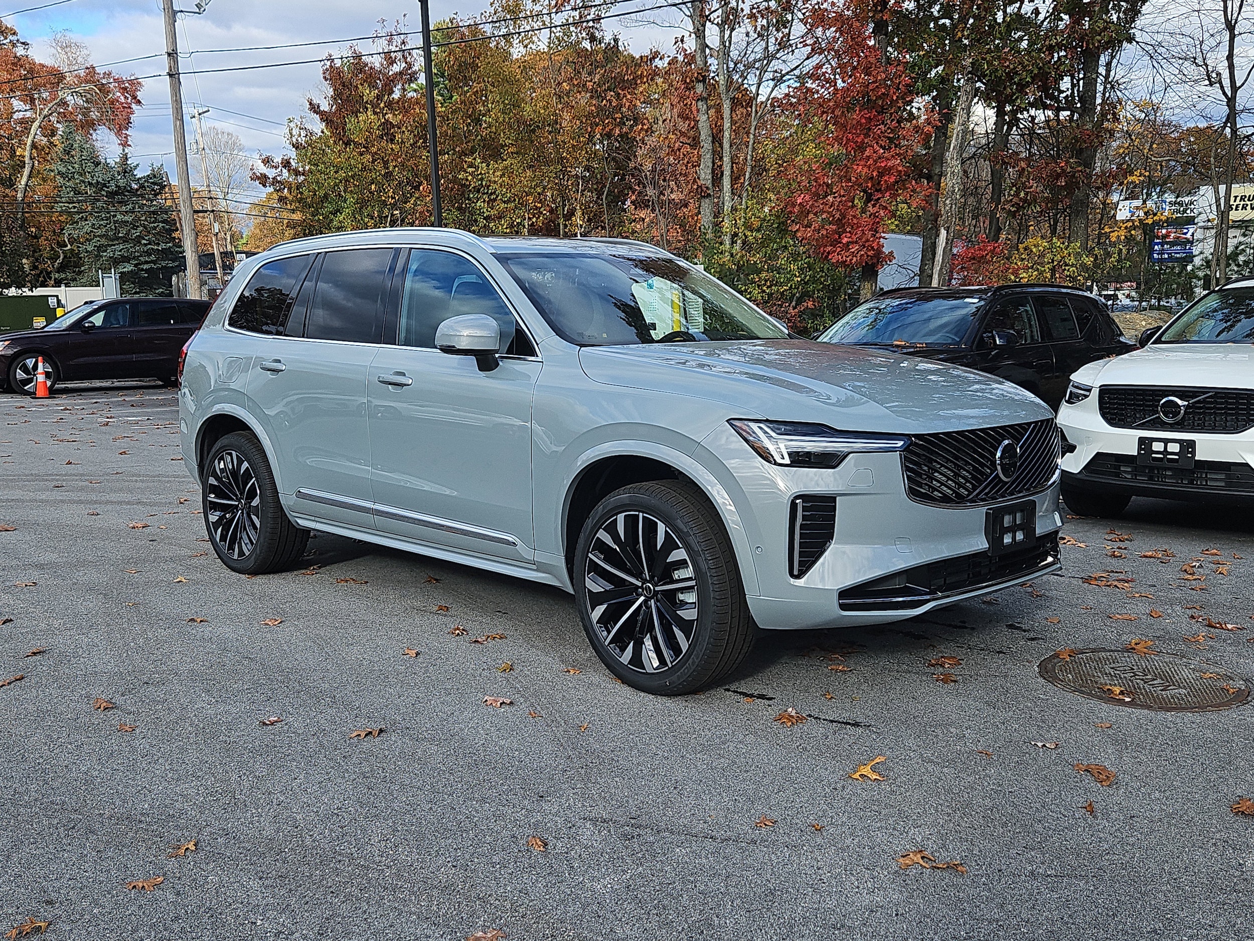 2026 Volvo XC90 Plus's photo