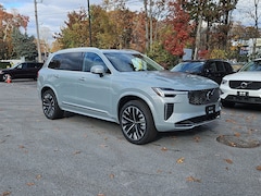 2026 Volvo XC90 plug-in hybrid T8 Plus 7-Seater eAWD SUV