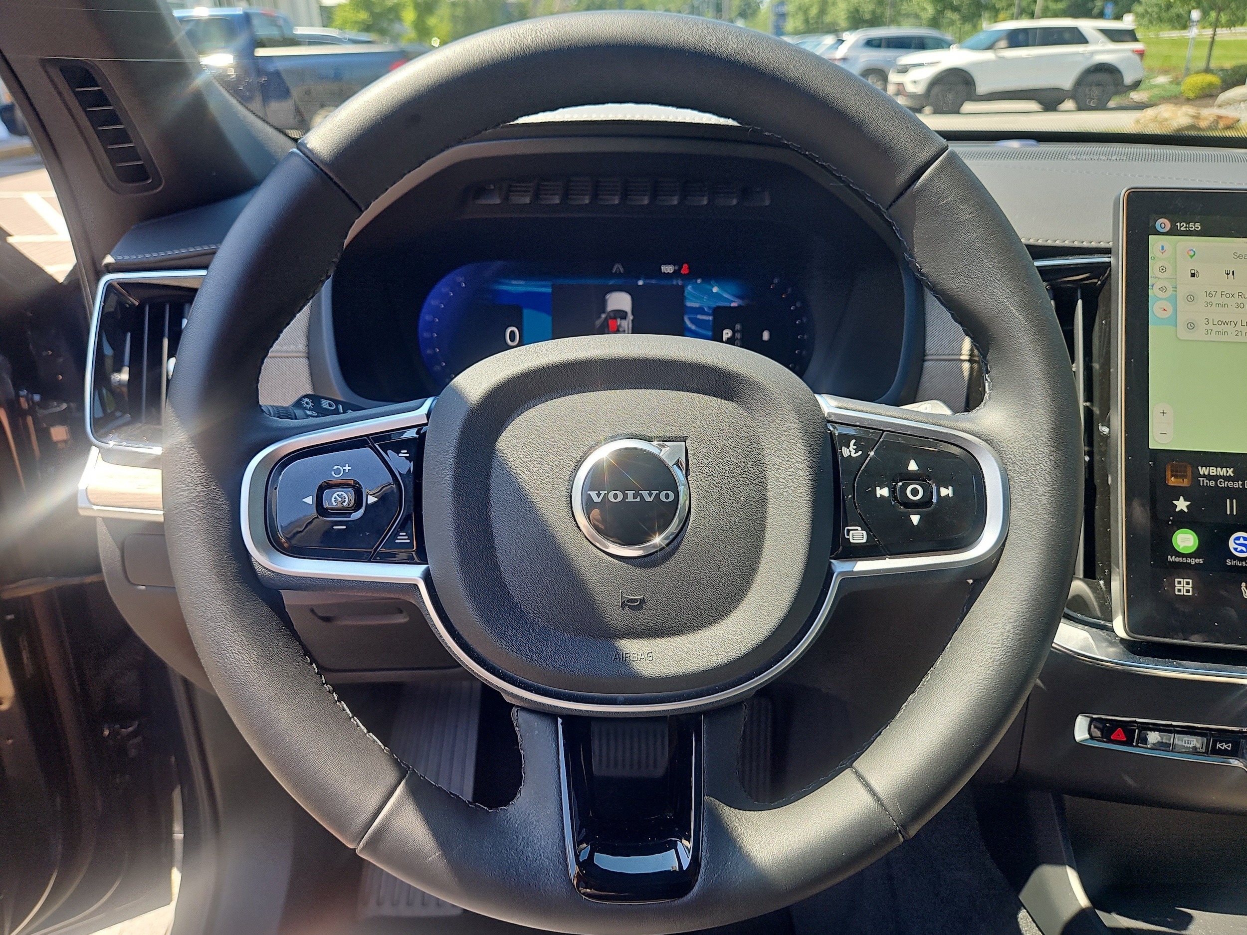 2026 Volvo XC90 Plus - Photo 23