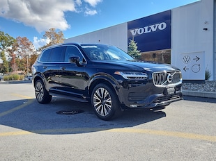 2022 Volvo XC90 Momentum Sport Utility