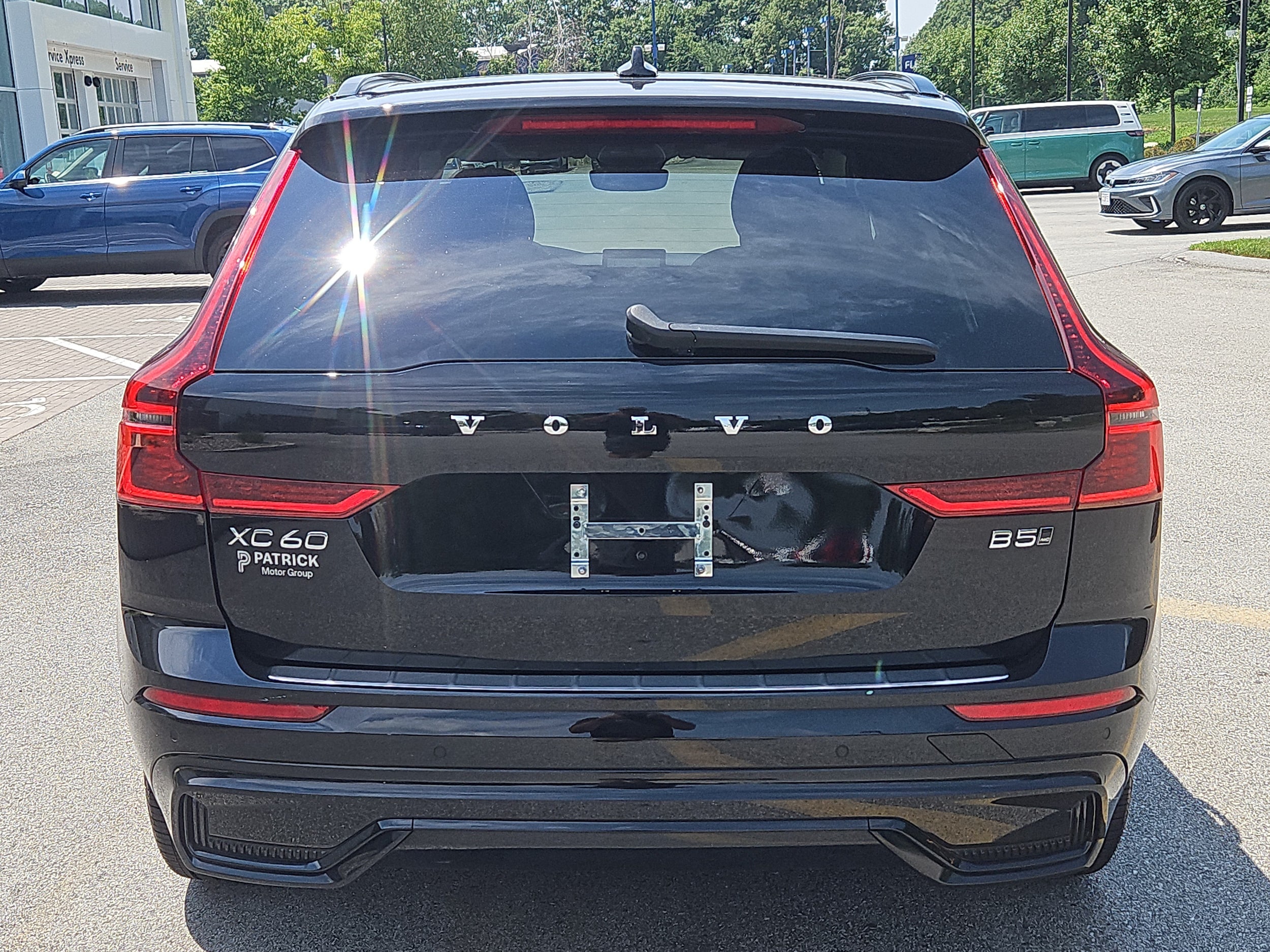 2026 Volvo XC60 Plus - Photo 27