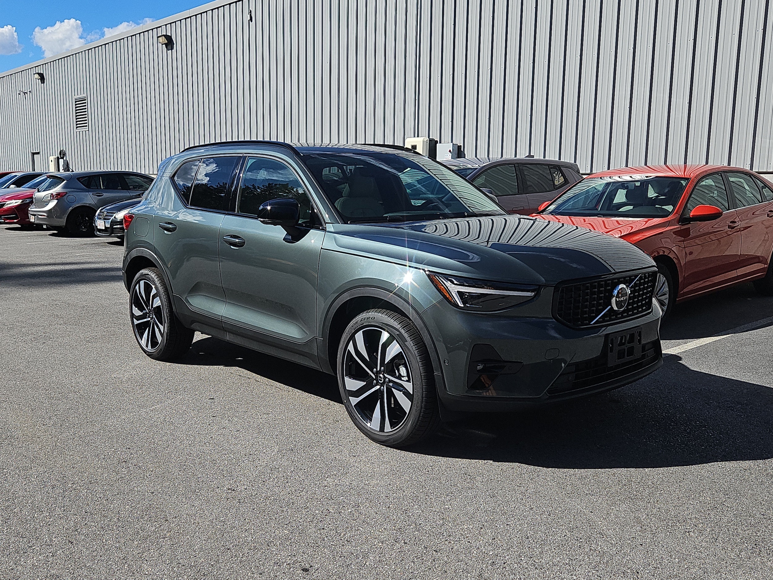 2026 Volvo XC40