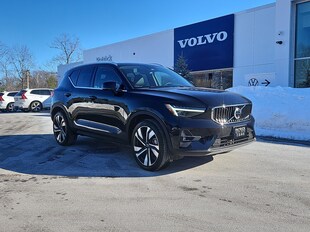 2025 Volvo XC40 Plus Bright Theme Sport Utility