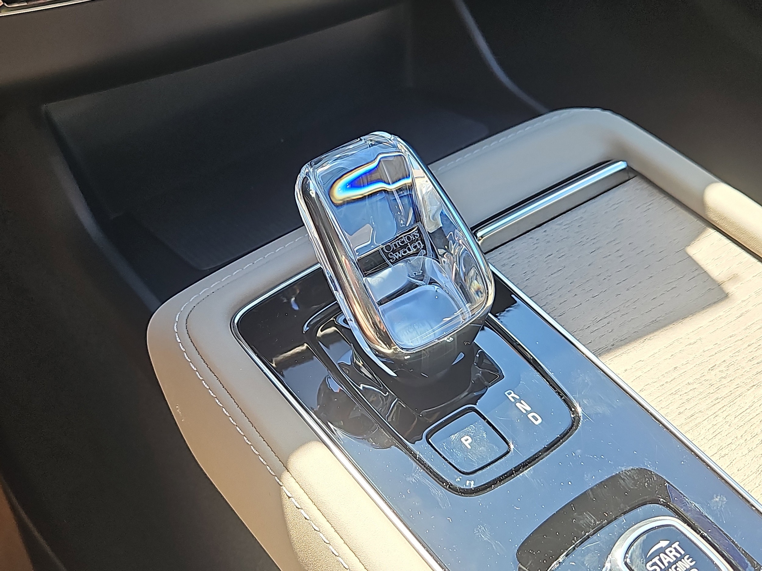 2026 Volvo XC90 Plus - Photo 18