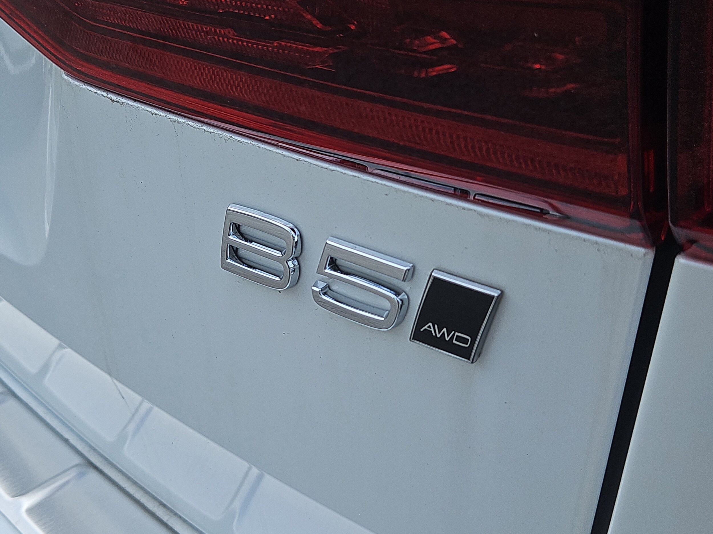 2026 Volvo XC60 B5 Plus photo 4