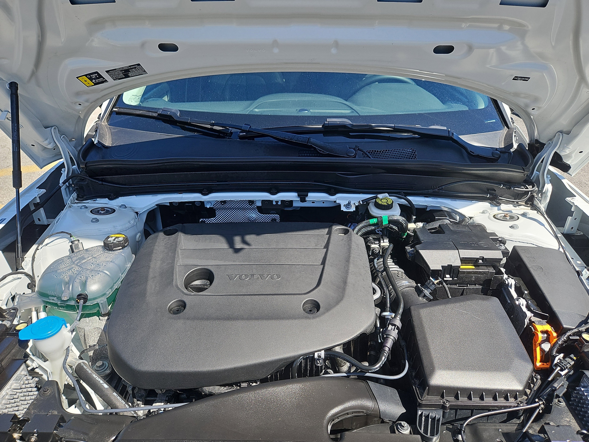2026 Volvo XC40 Plus - Photo 33