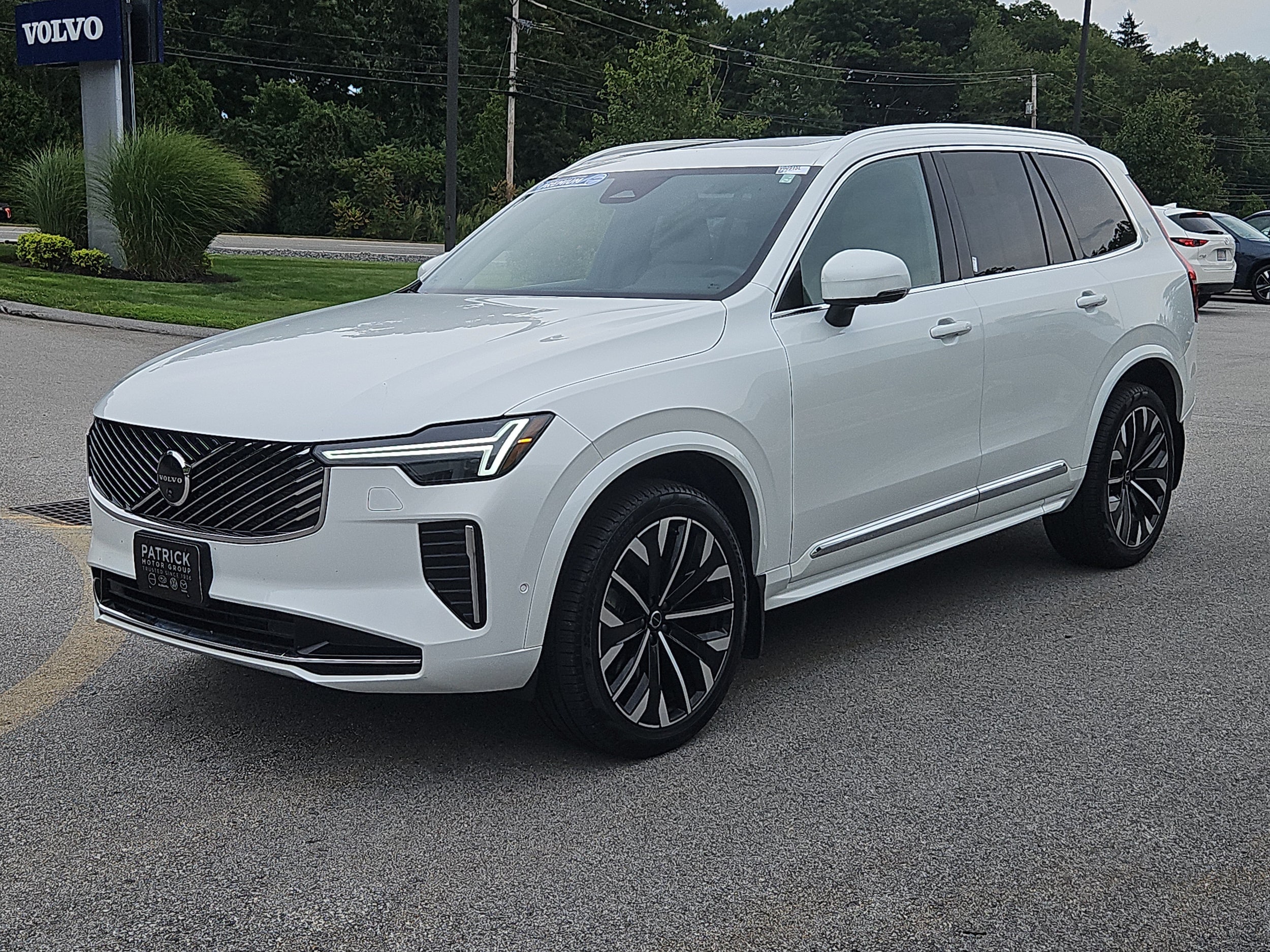 2026 Volvo XC90 Plus - Photo 25