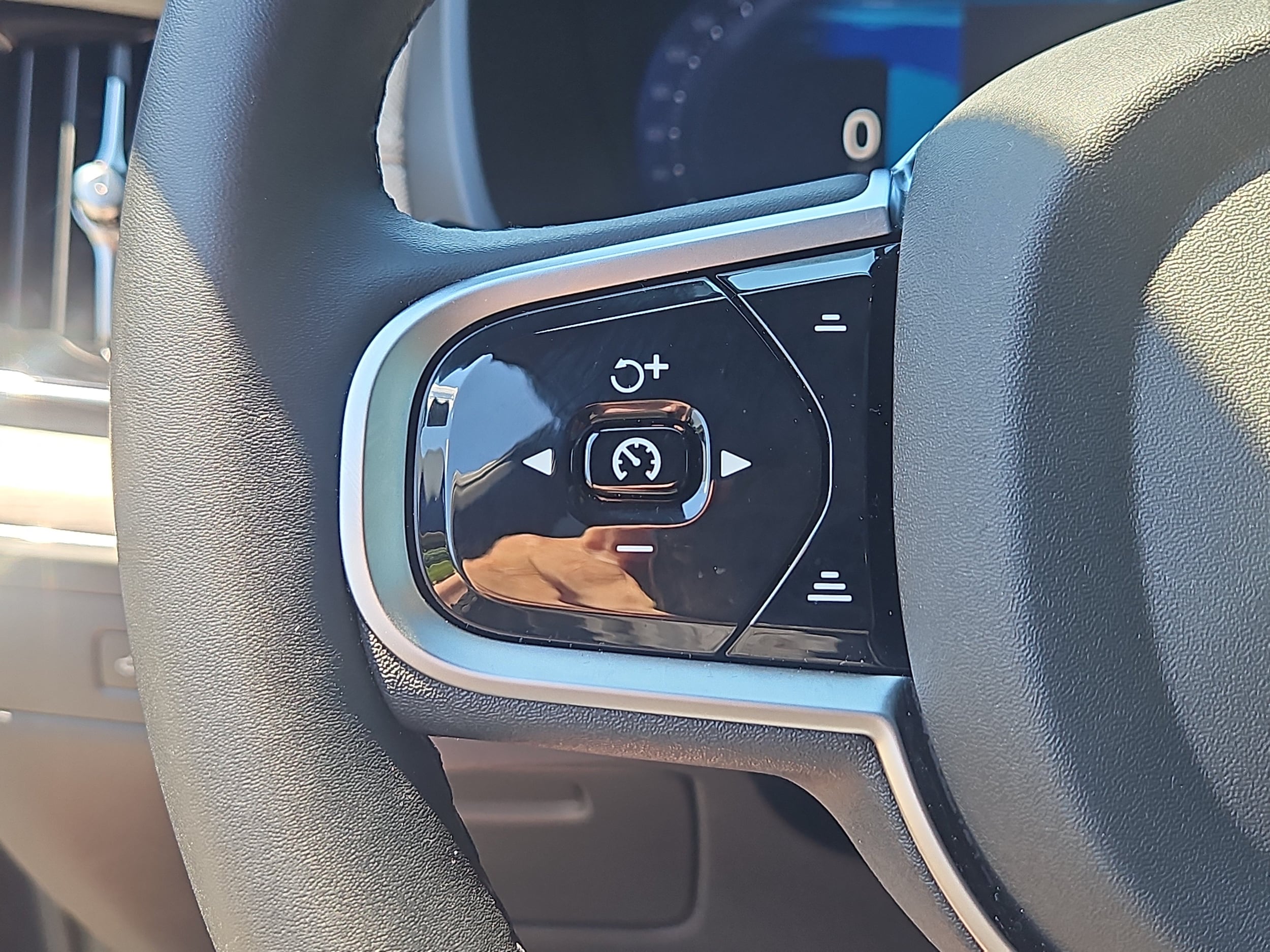 2026 Volvo XC90 Plus - Photo 19