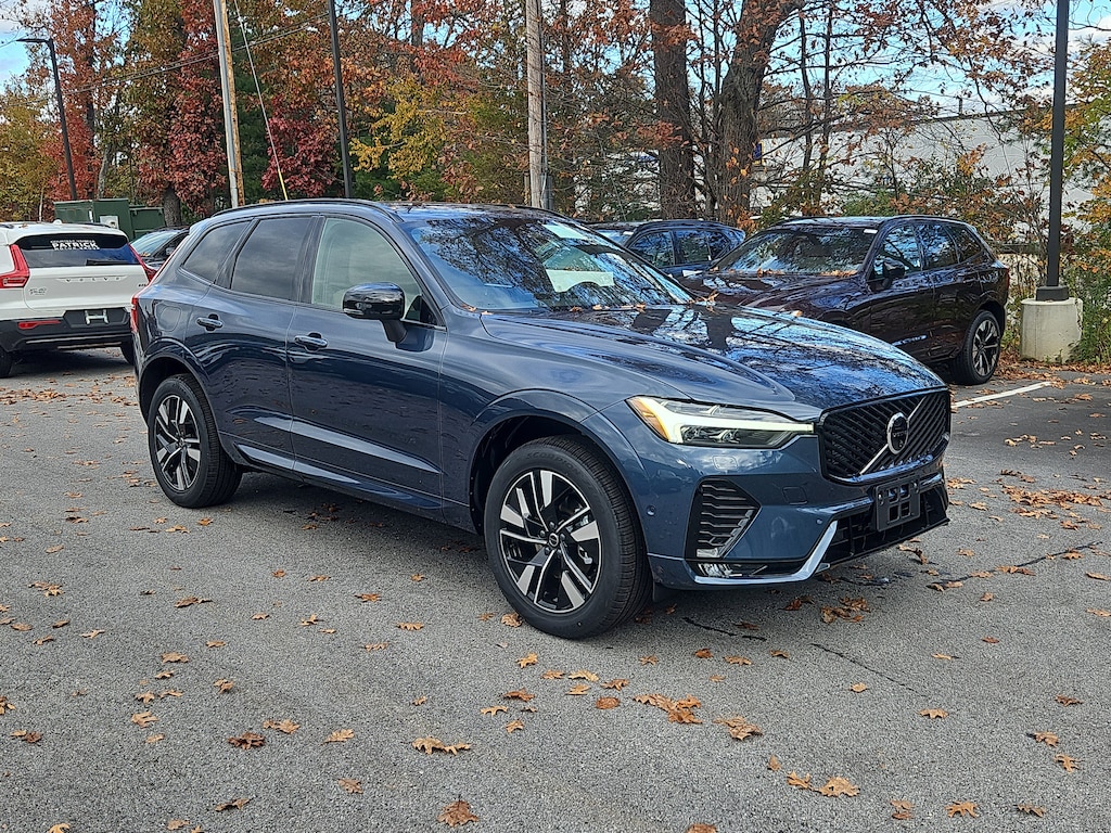 New 2026 Volvo XC60 B5 Plus SUV